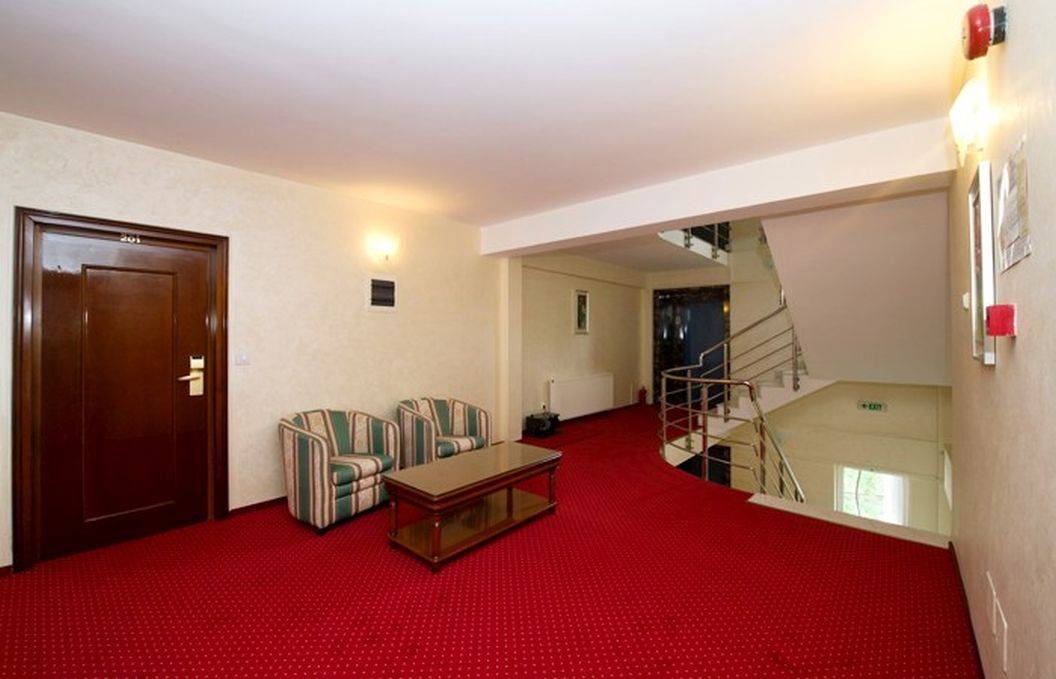 Cazare Craiova Hotel Bavaria**** 