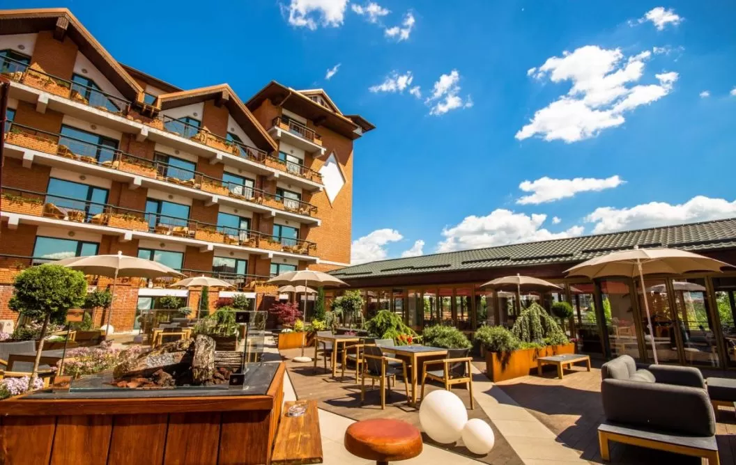 Revelion 2024 Bucuresti Hotel Caro****