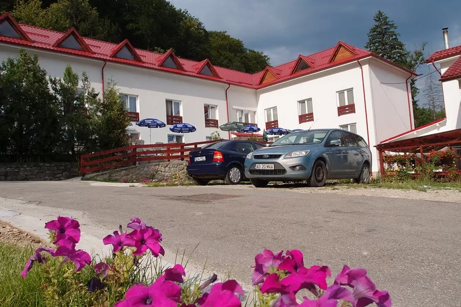 O Saptamana la Munte 2023 Calimanesti Caciulata Hotel Domnitei***