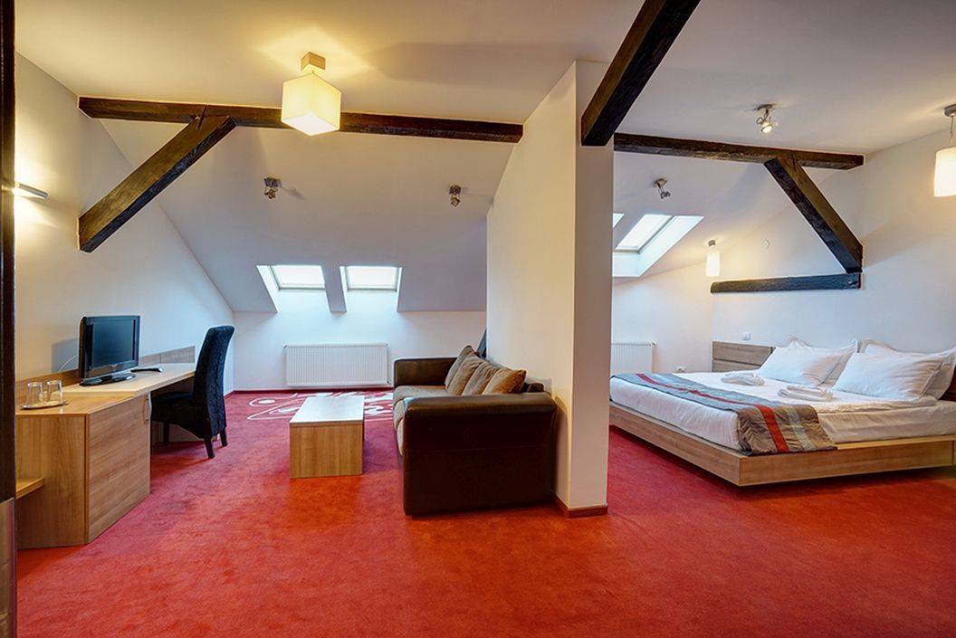 Cazare 2023 Brasov Hotel Ave Lux***