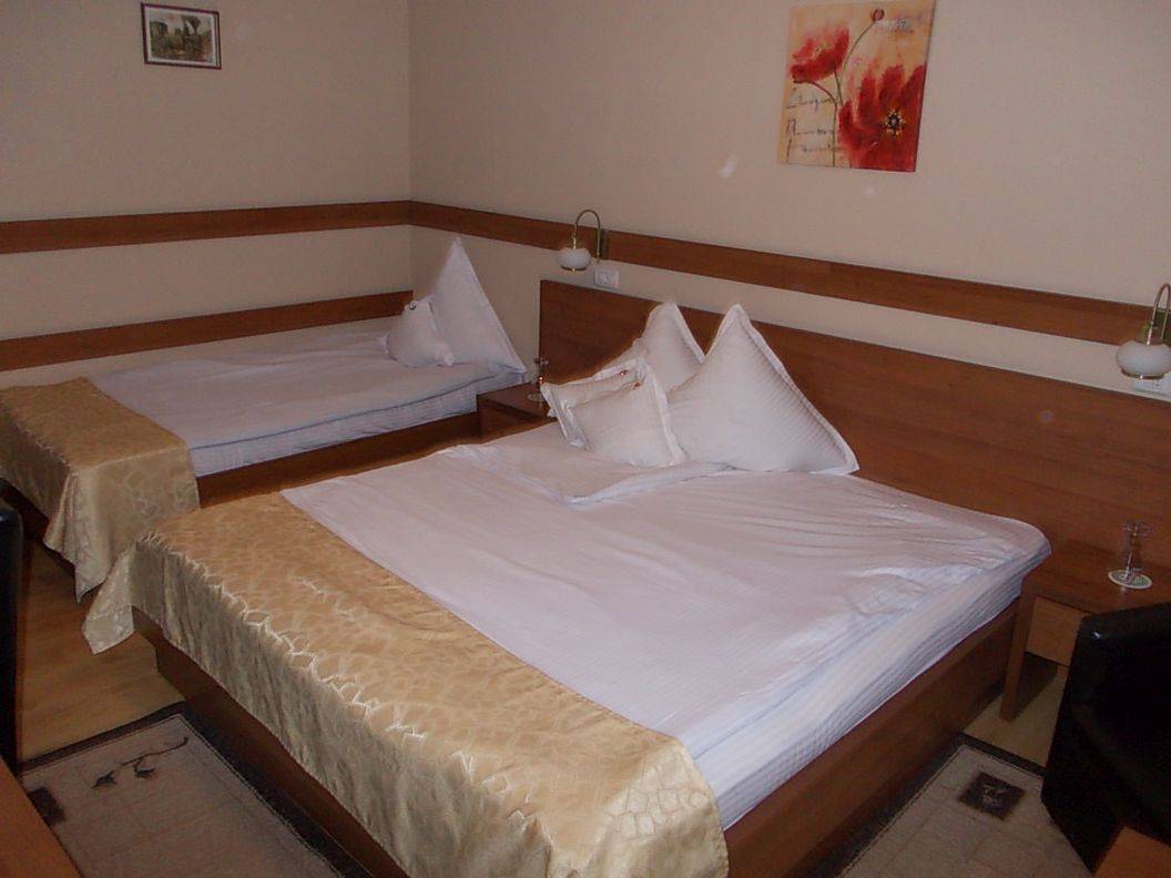 Hai la Bai 2022 Moneasa Hotel Parc