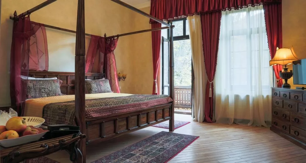 Revelion 2025 Sinaia Hotel Regal 1880