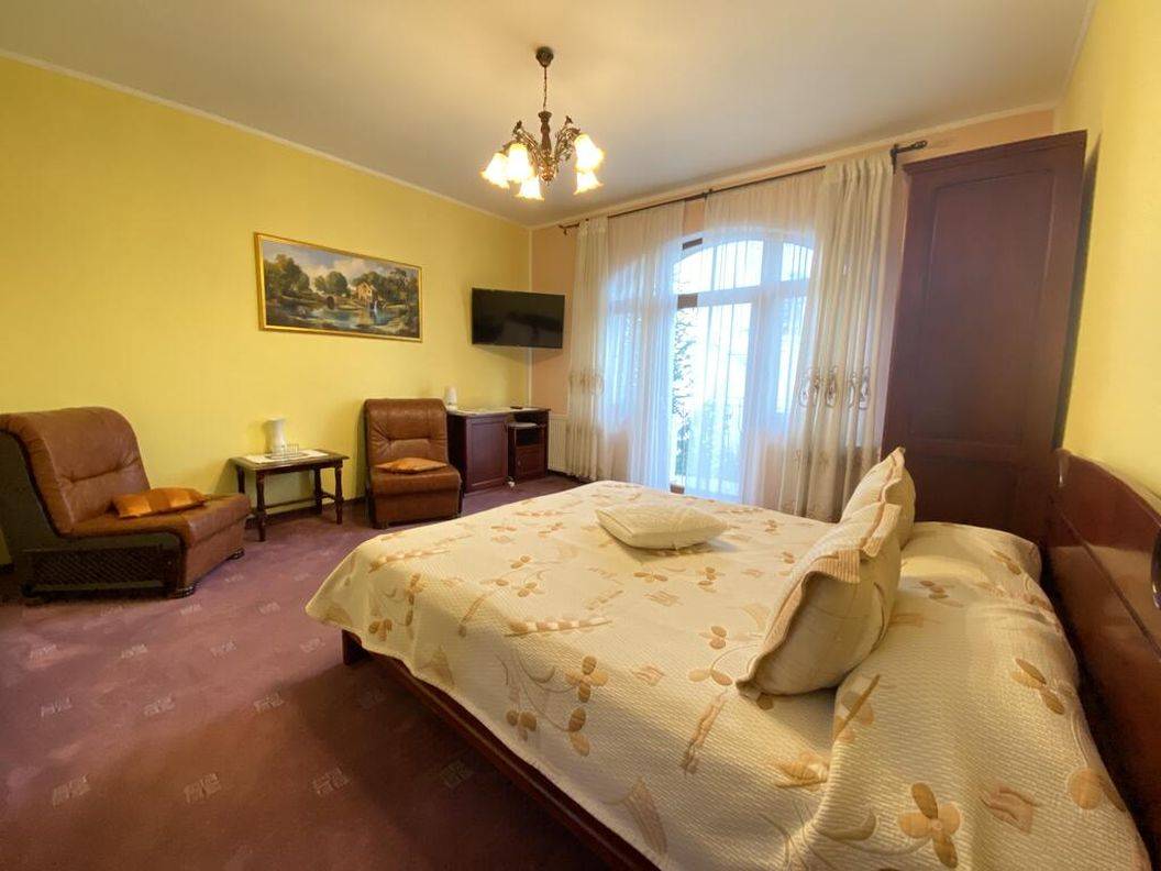 Vacanta Iarna la Schi Poiana Brasov Pensiunea Crocus