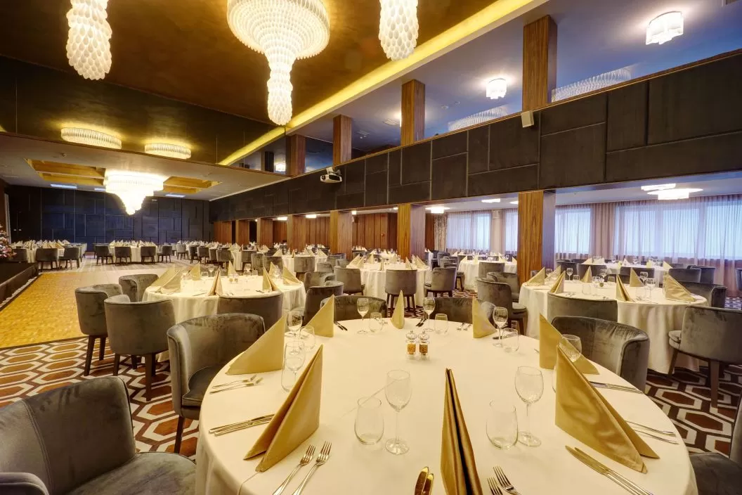 Ziua Femeii 2021 in Brasov Complex Aro Palace*****