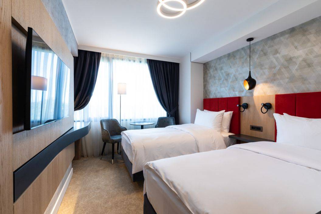 Cazare 2023 Slatina Hotel Ramada Parc****