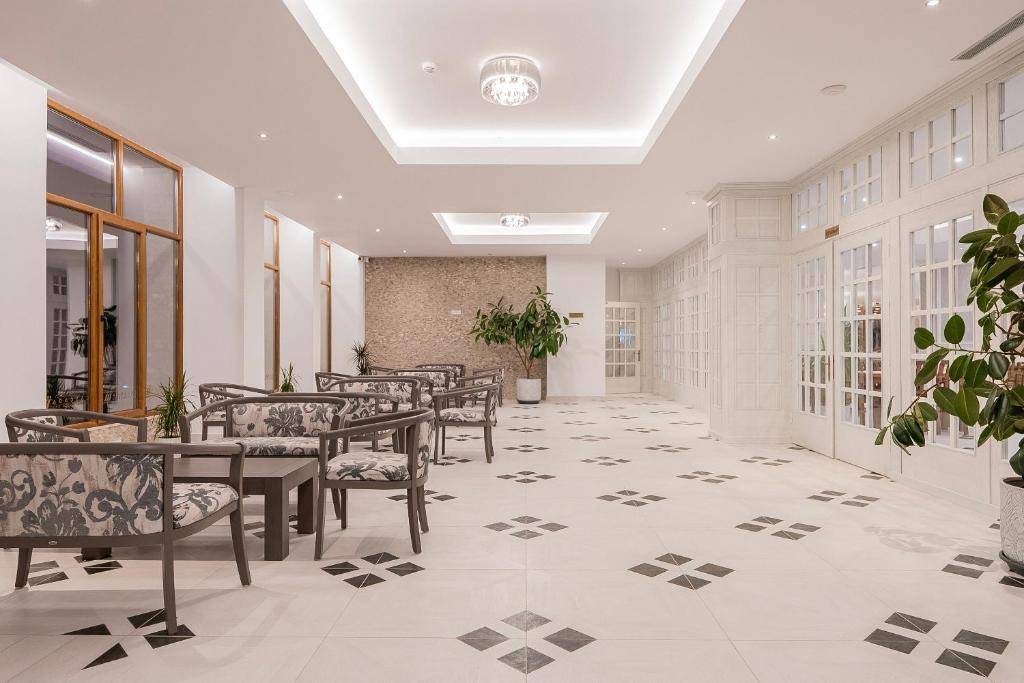 Sarbatori de Pasti 2025 Baile Olanesti Hotel Cascada