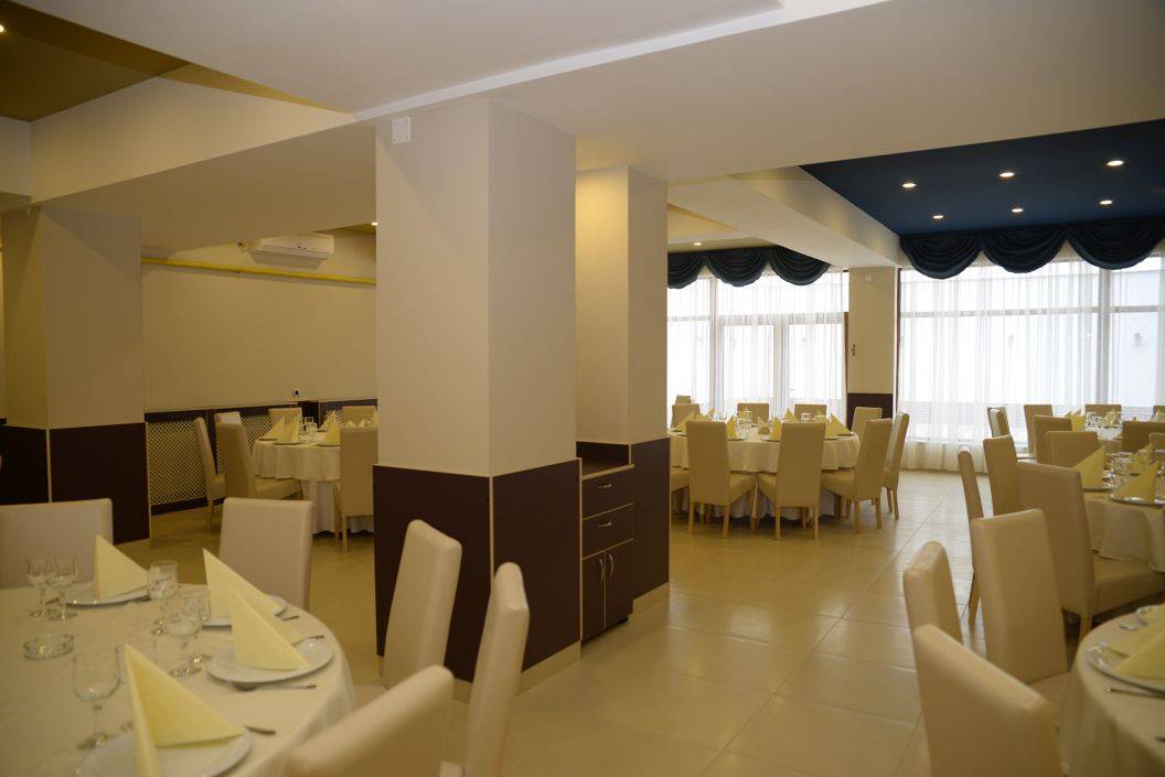 Cazare 2021 Targu Jiu Hotel Story***