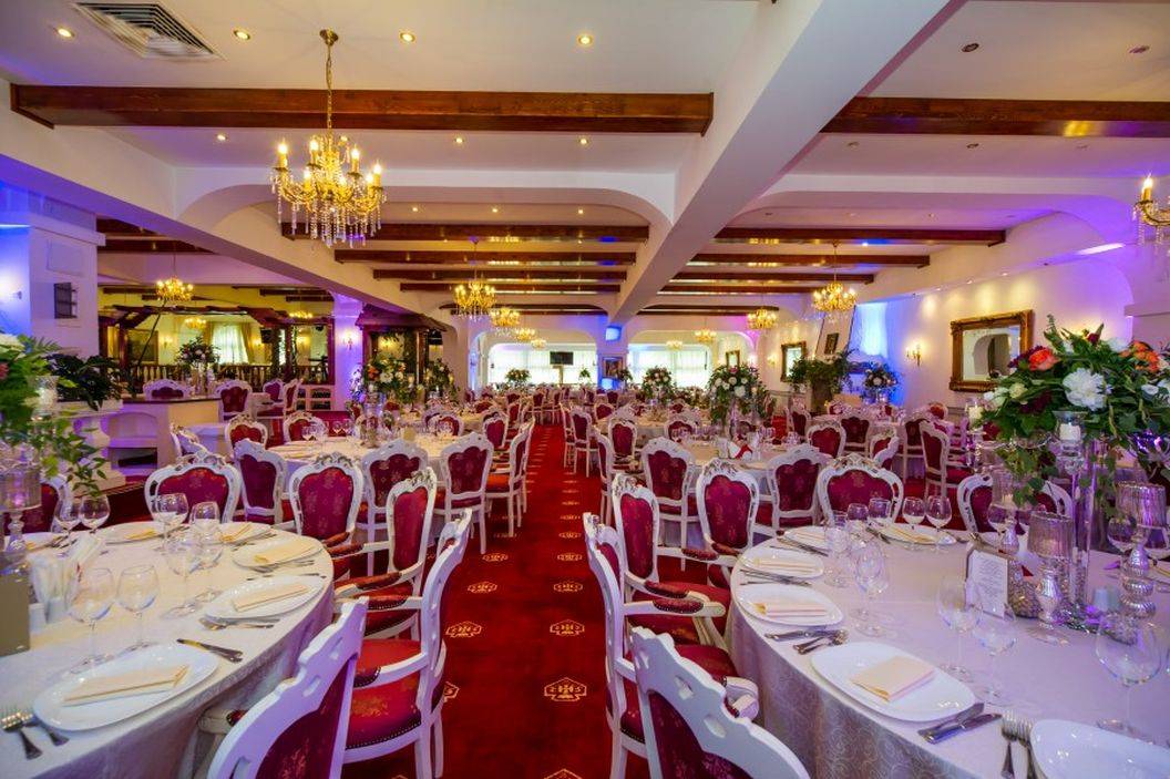 Craciunul 2022 in Poiana Brasov Hotel Aurelius Imparatul Romanilor*****