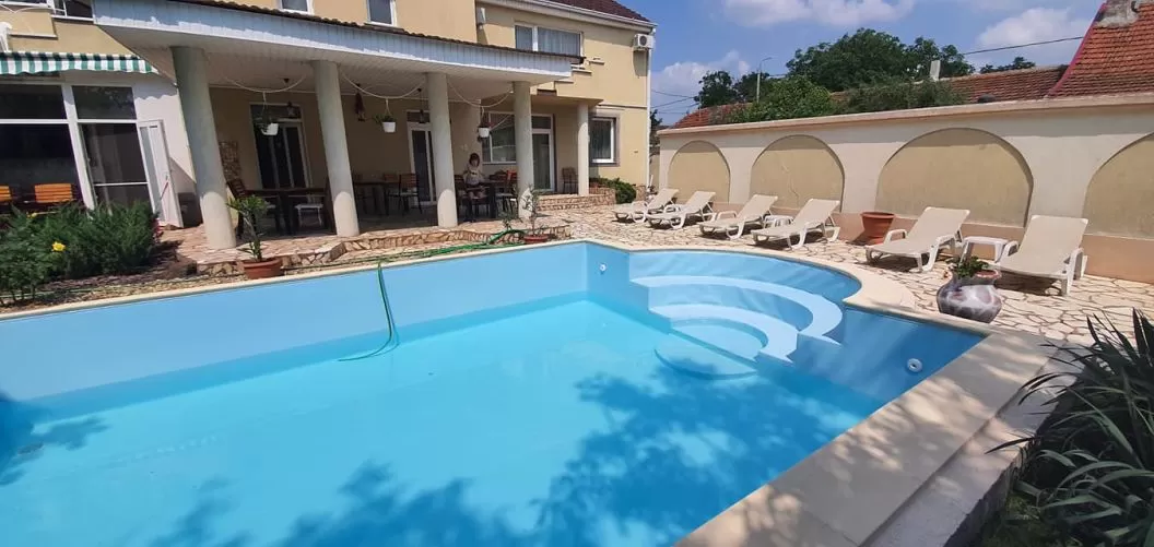 Cazare 2021 Arad – Pensiunea XO Residence***