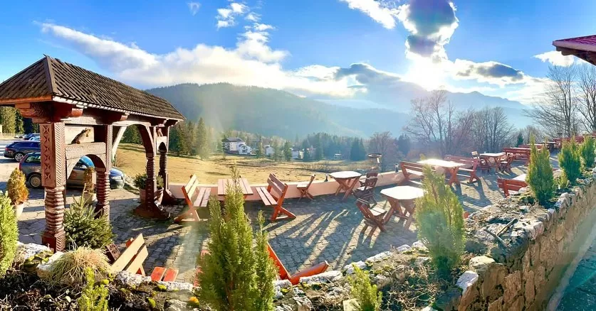 Sarbatori de Pasti 2024 Predeal Cabana Trei Brazi