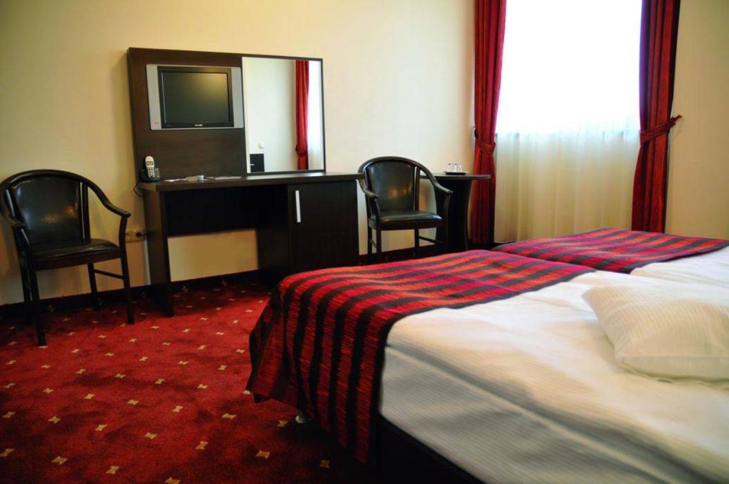 Cazare 2021 Sibiu Hotel Carpathian***