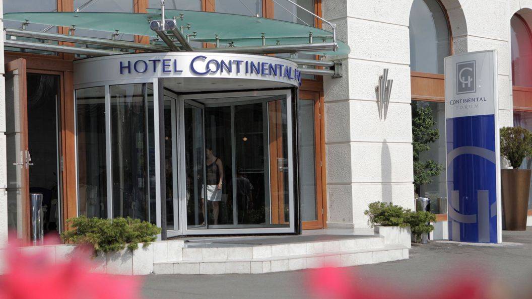 Cazare 2022 Sibiu Hotel Continental Forum**** 