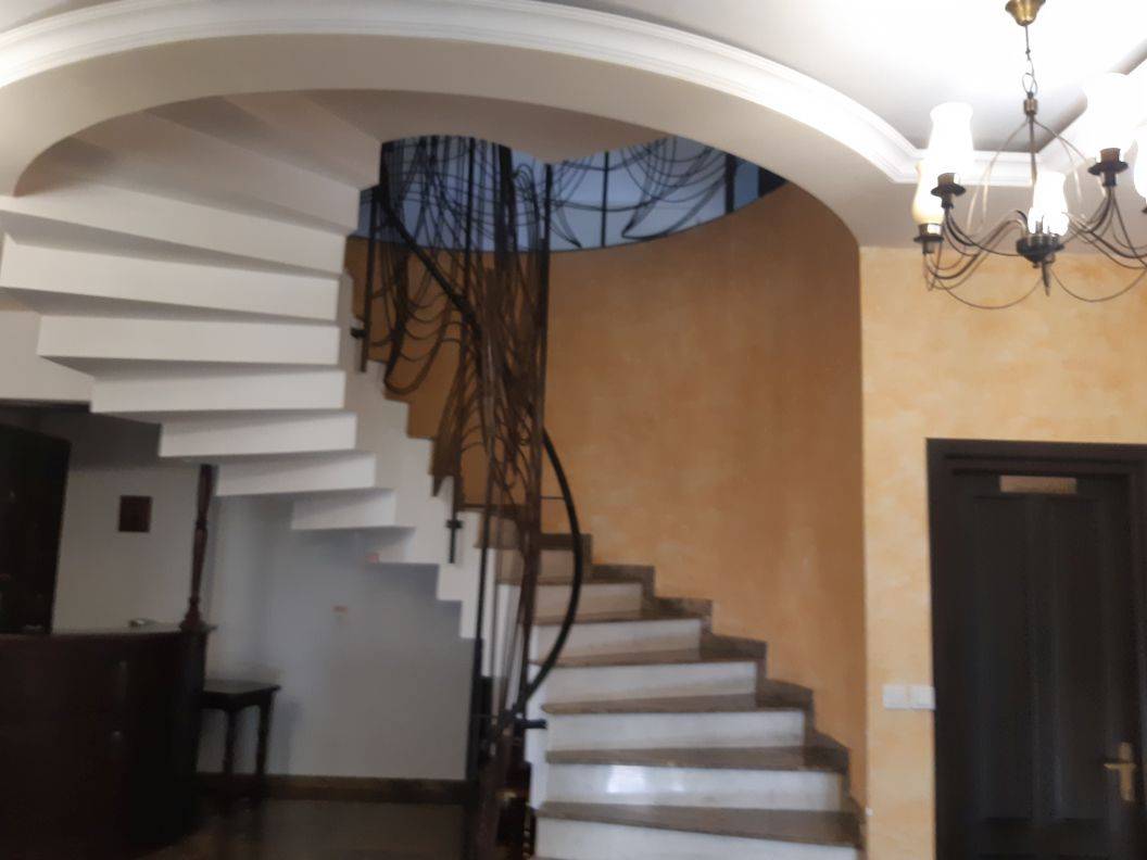 Sarbatori de Pasti 2025 Curtea de Arges Pensiunea Casa Domneasca****