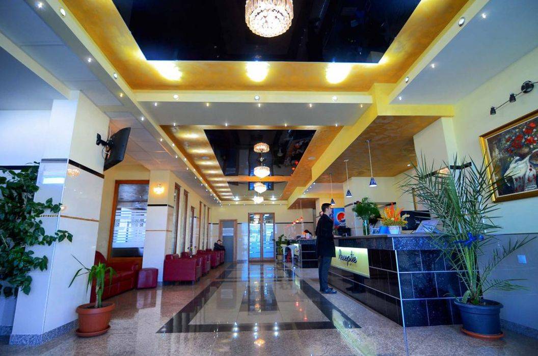 Cazare 2023 Maramures Baia Mare Hotel Seneca*** 