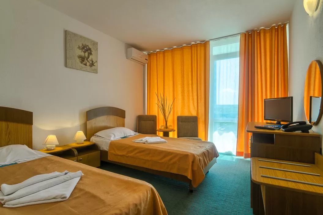 Litoral 2022 Saturn Hotel Siret***
