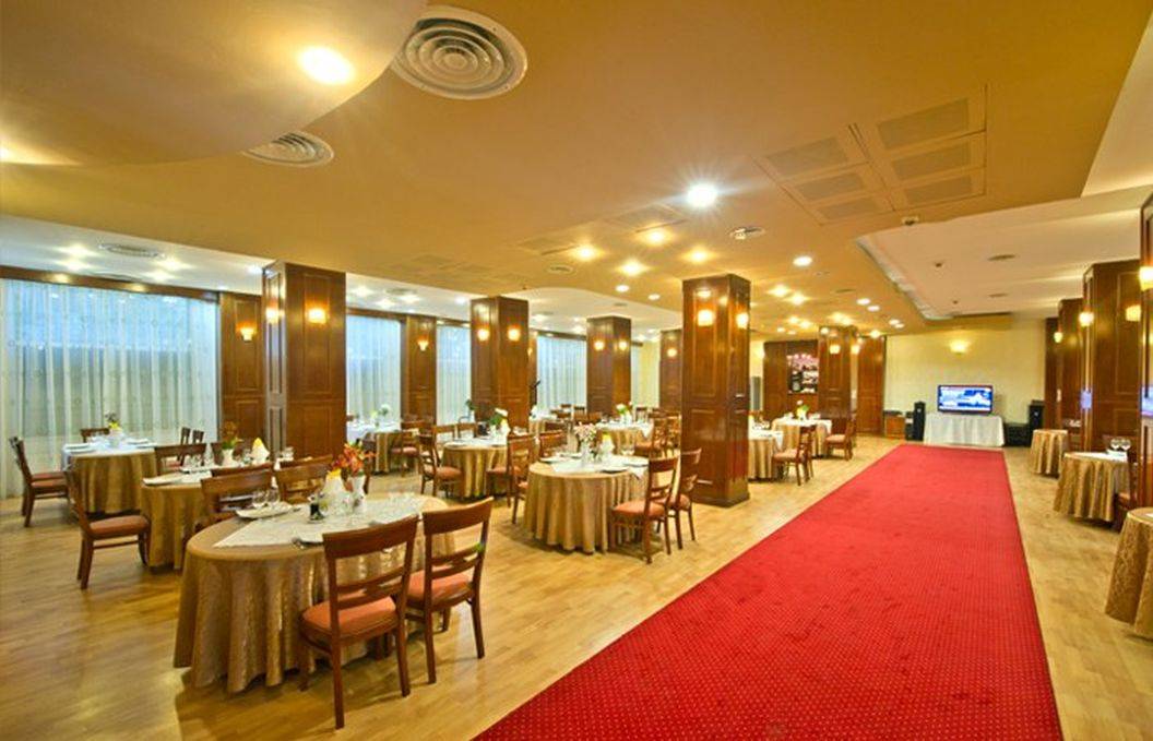 Cazare Craiova Hotel Bavaria**** 