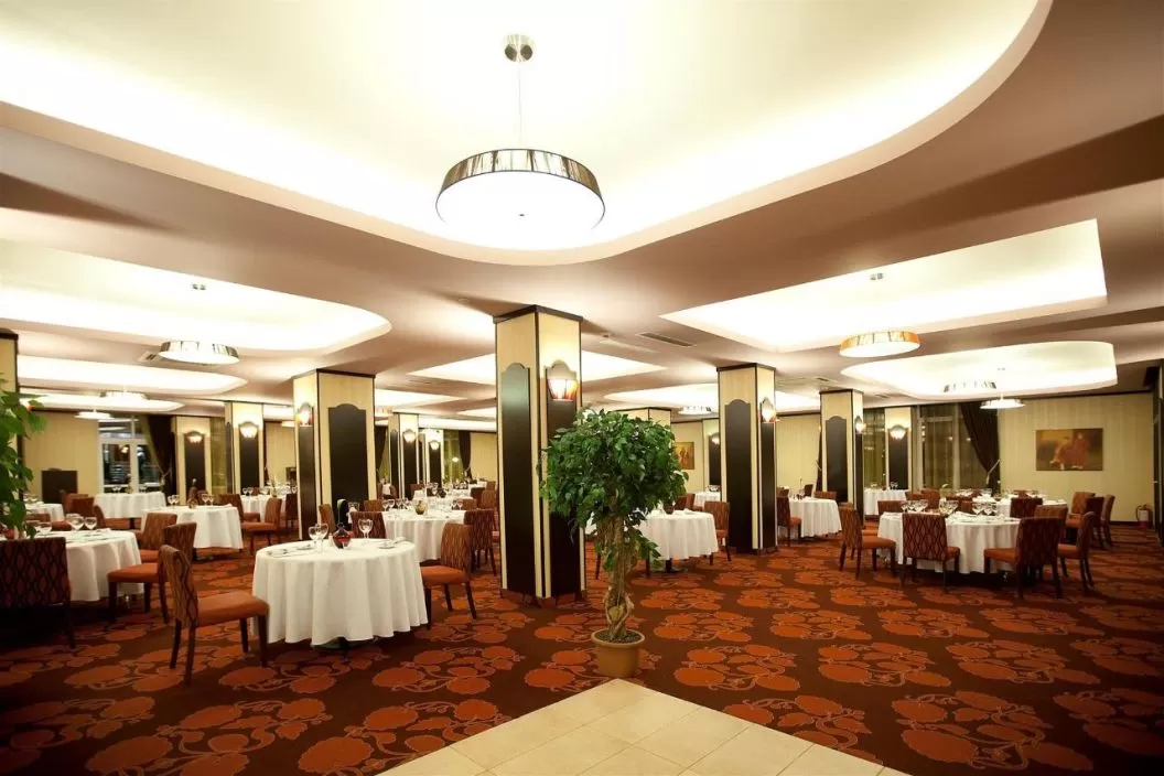 Cazare Bucuresti Rin Airport Hotel****