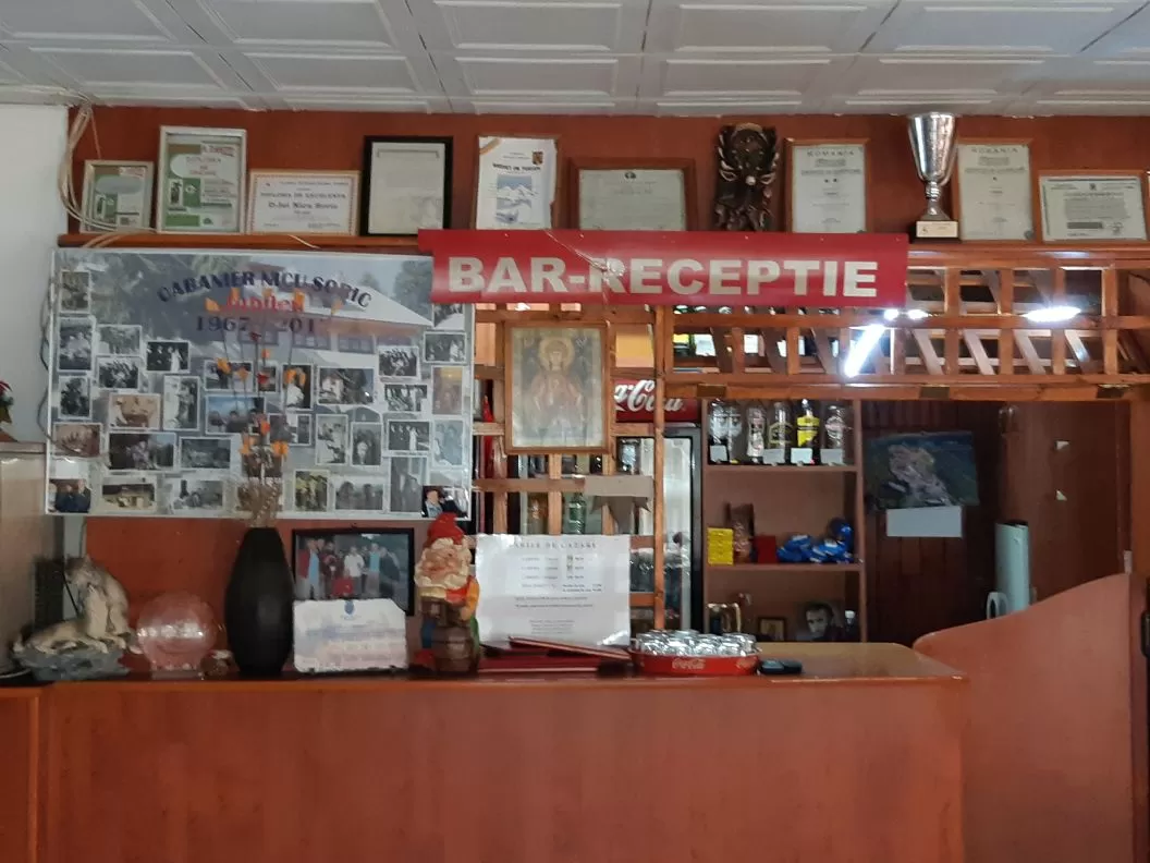 Revelion Retro Munte la Cabana Cerbul Paraul Rece** 