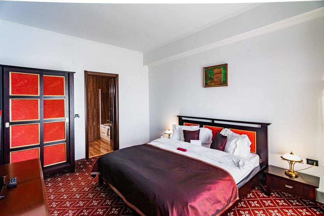 Cazare Bucuresti Phoenicia Grand Hotel****