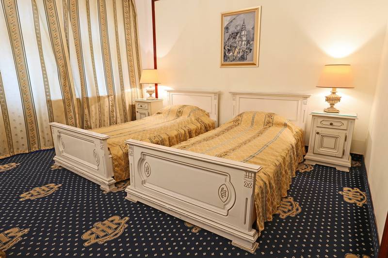 Sarbatori de Pasti si 1 Mai 2021 Sibiu Hotel Imparatul Romanilor***