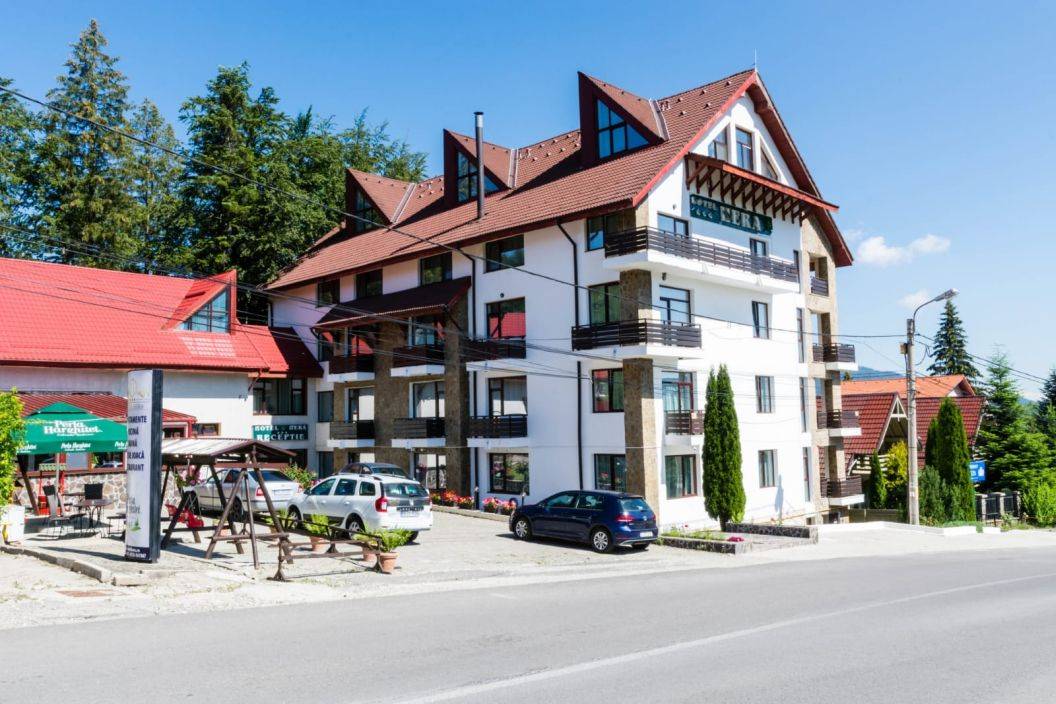 Sarbatori de Pasti 2023 Predeal Hotel Hera***