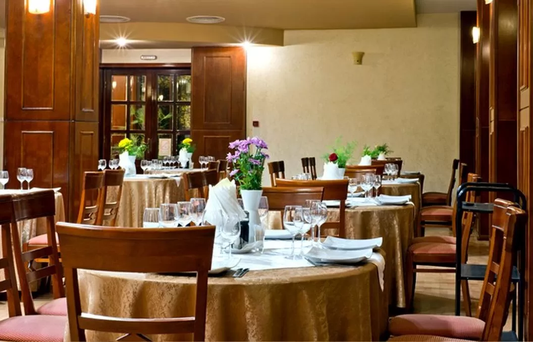 Cazare Craiova Hotel Bavaria**** 