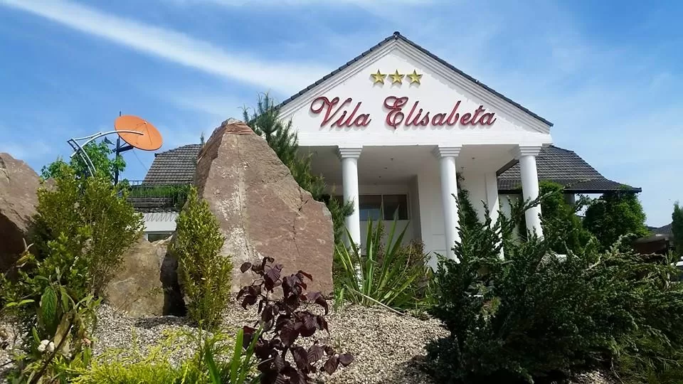 Cazare 2024 Alba Iulia Hotel Elisabeta***