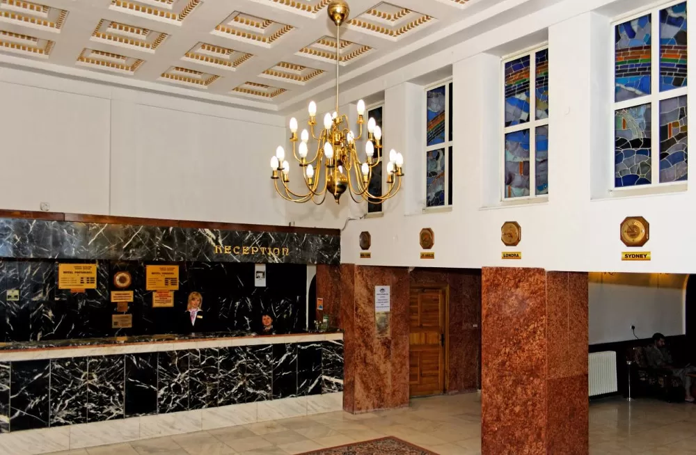 Cazare 2020 Brasov – Hotel Coroana**