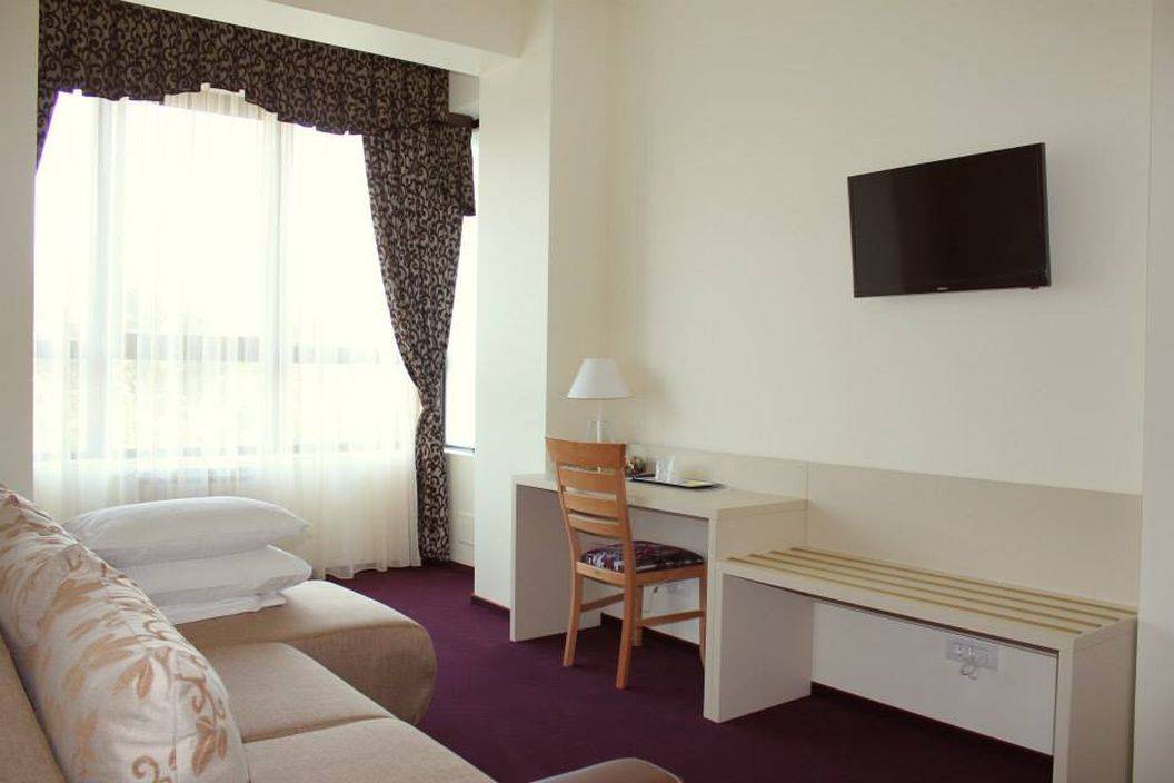 Cazare Focsani Pensiunea Rix Rooms****