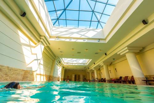 Vacanta pentru Relaxare 2025 Creeaza-ti propria vacanta Buzias Hotel Parc