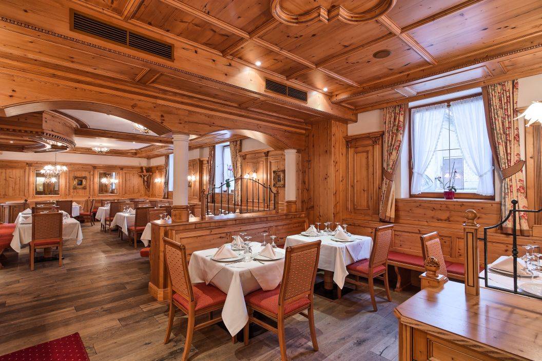 Vacanta 2024 in Cetatea Sighisoara Hotel Mercure Sighisoara Binderbubi