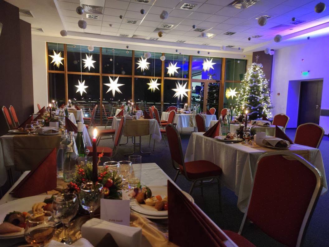Sarbatori de Craciun 2023 Baile Tusnad Hotel O3zone