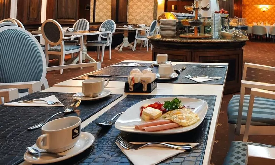 Cazare 2023 Bucuresti Hotel Crystal Palace****