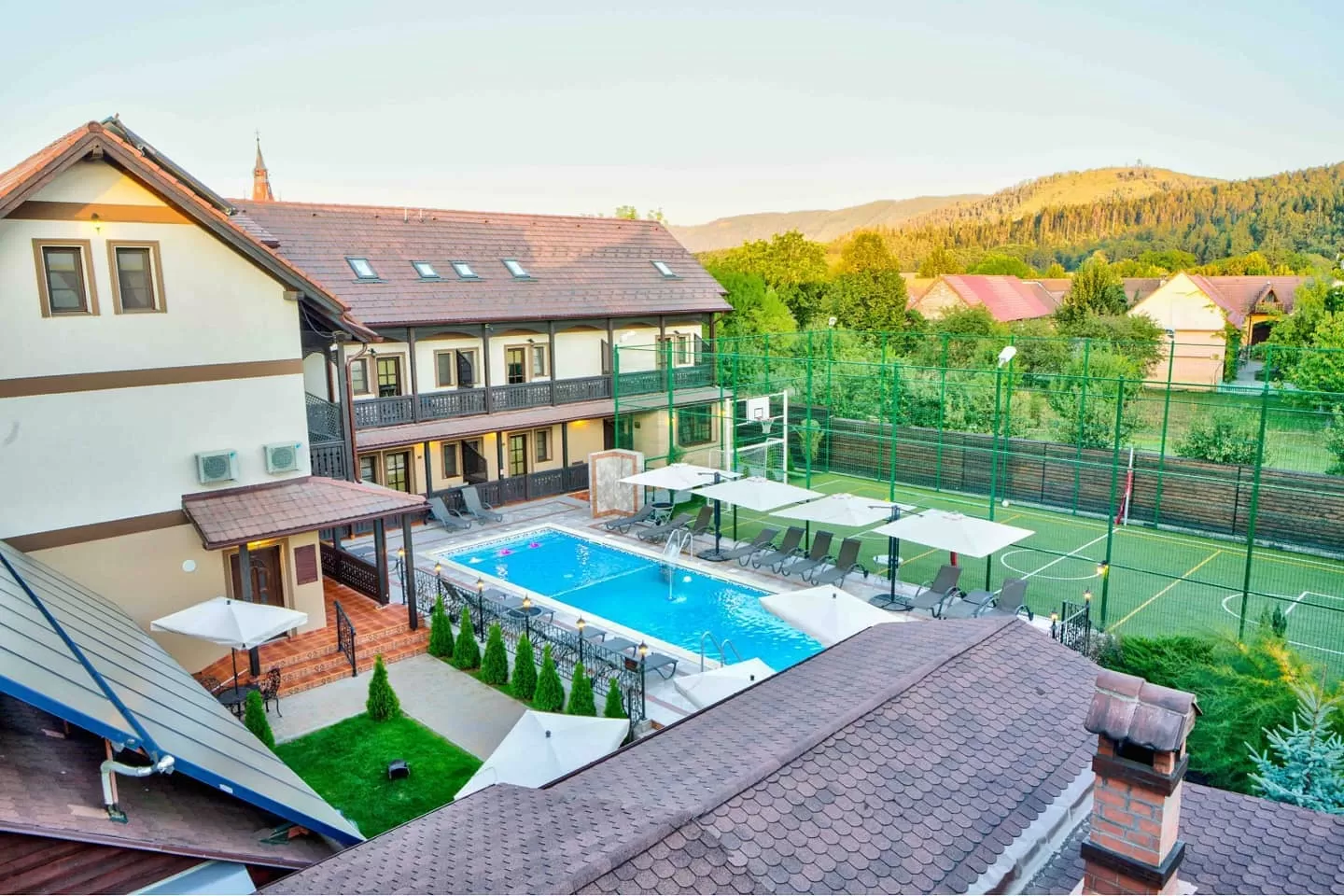 Pachet Romantic Cristian Brasov Conacul Ambient