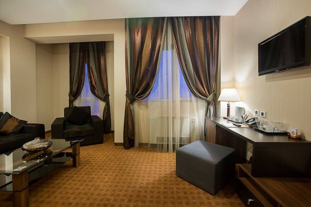 Cazare 2023 Bucuresti Hotel Inter Business****