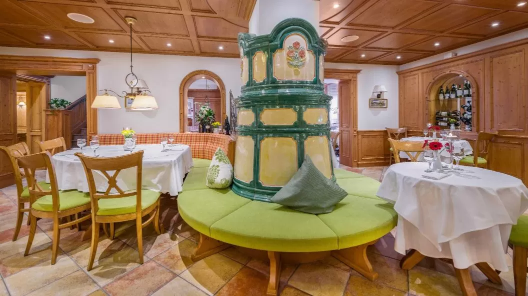 Cazare 2025 Suceava Hotel Sonnenhof****