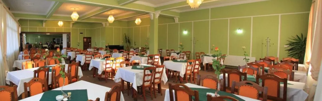 Sarbatori de Pasti 2025 Sovata Hotel Hefaistos** 