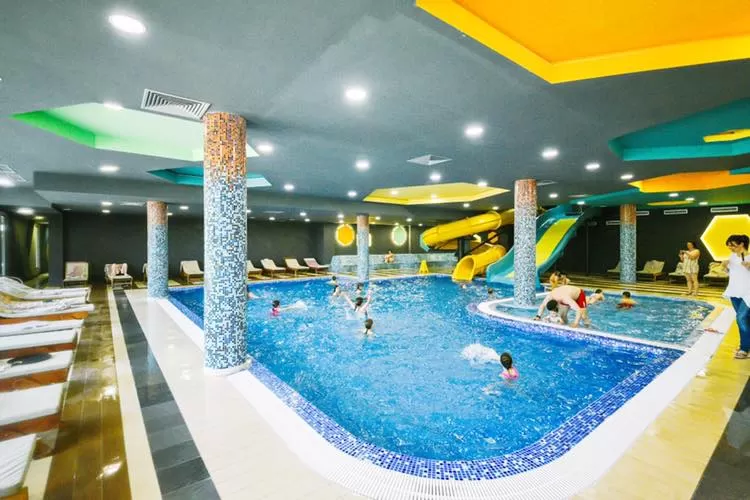 Ski 2019- 2020 Serbia Kopaonik Hotel KRALJEVI CARDACI SPA**** 
