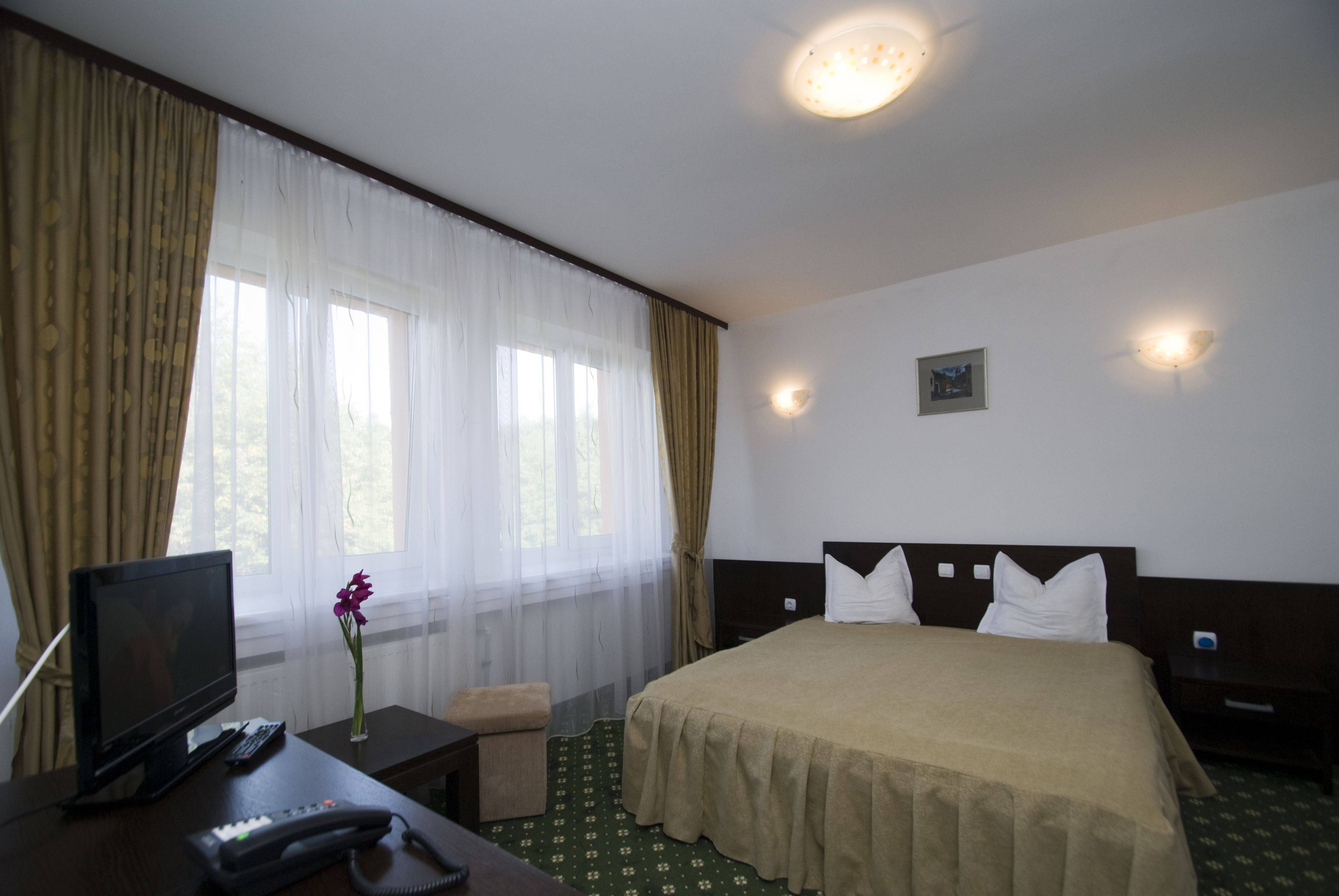 Sejur Tratament Balnear 2020 Ocna Sugatag Hotel Craiasca Asigurati Pico Mar Travel