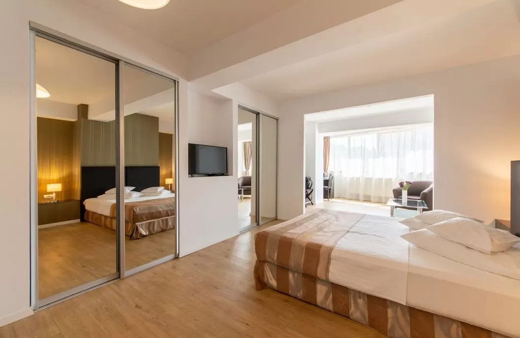 Cazare 2025 Bucuresti Hotel Parliament