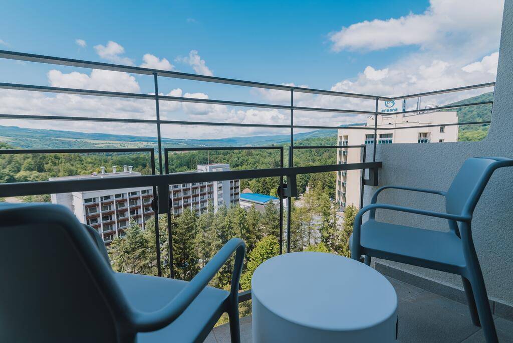 Sarbatori de Pasti 2025 Sovata Hotel Ensana Health SPA URSINA