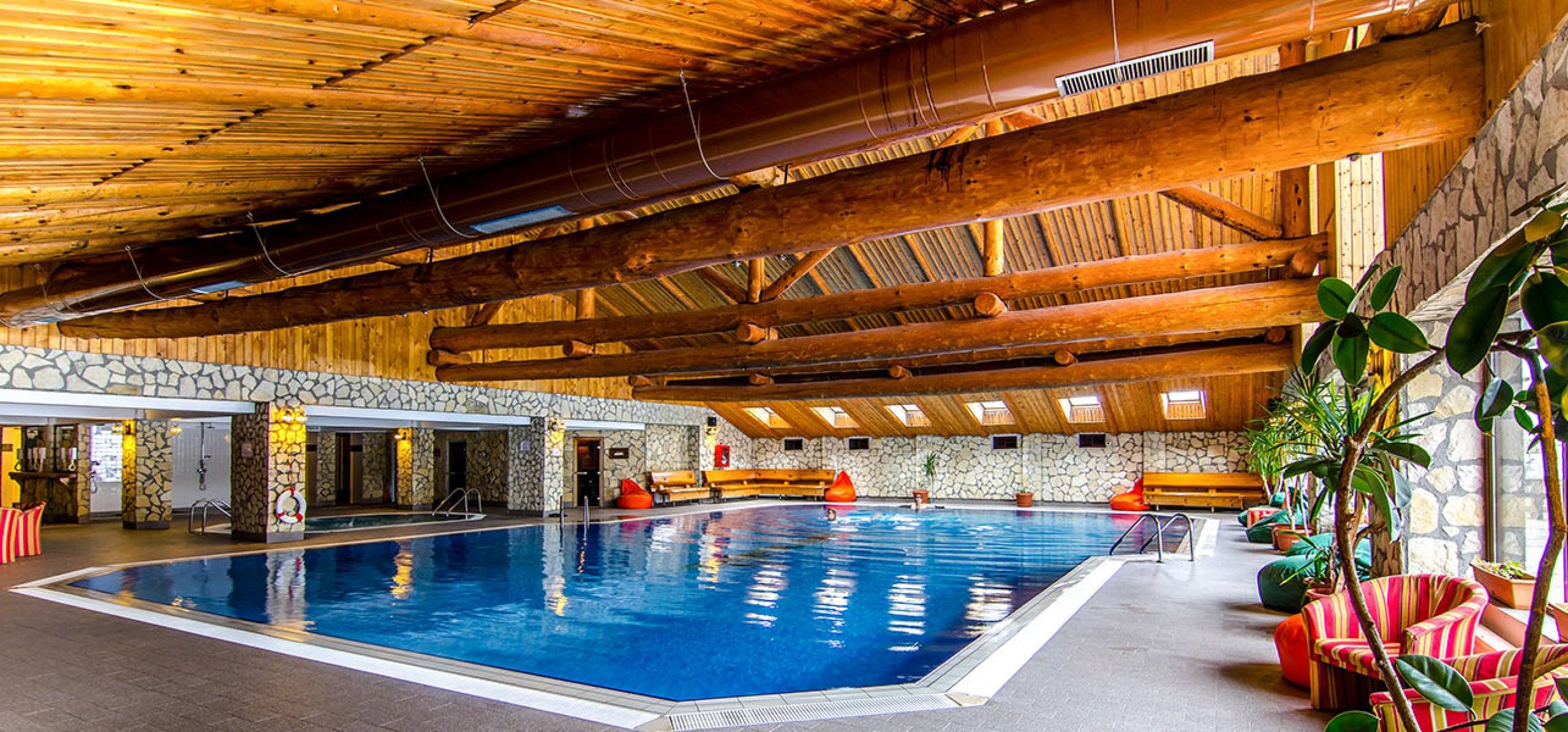 Vacanta la munte 2022 Fundata Resort Fundata*** 