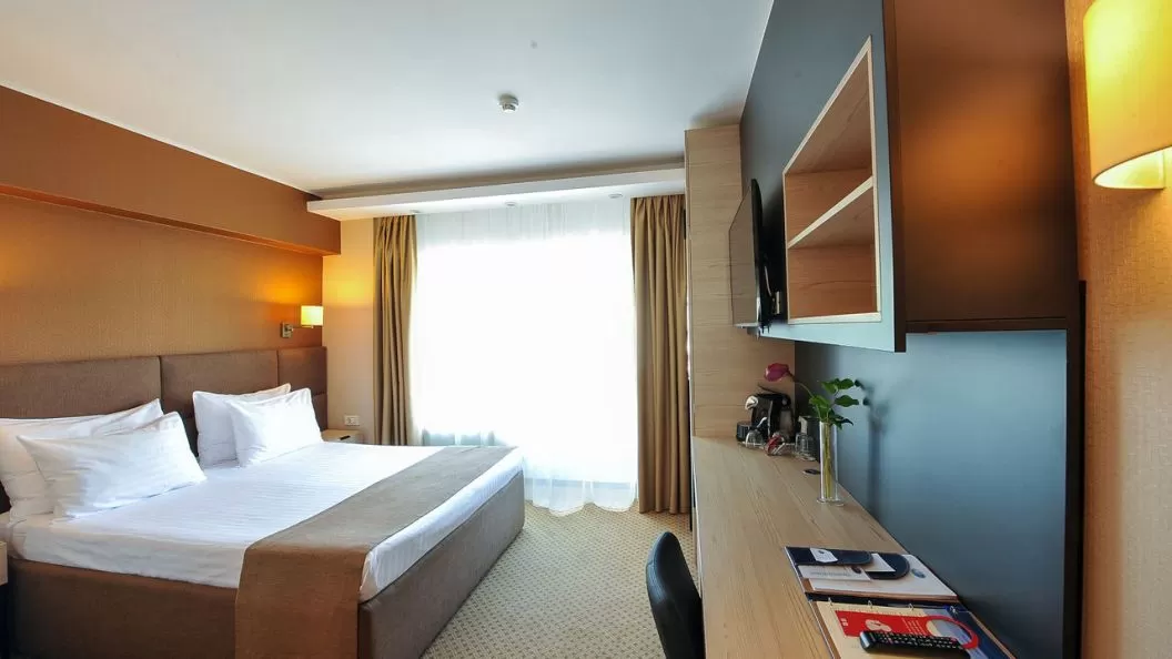 Cazare 2023 Bucuresti Hotel Crystal Palace****