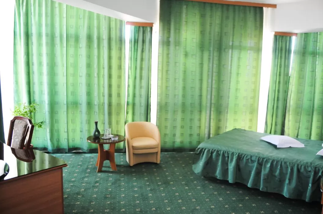 Cazare 2021 Craiova Hotel Emma Est*** 