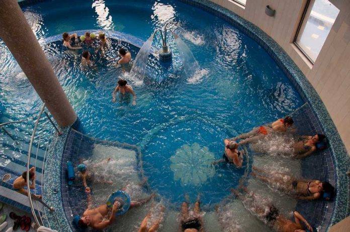Sarbatori de Pasti 2025 Complex President Corp Aqua President****
