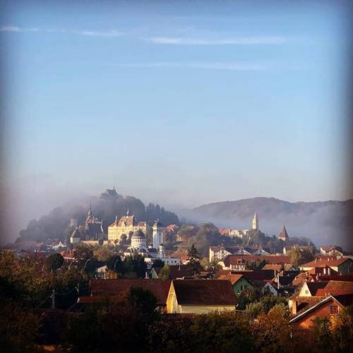 Cazare 2023 in Sighisoara Double Three by Hilton Hotel Cavaler****