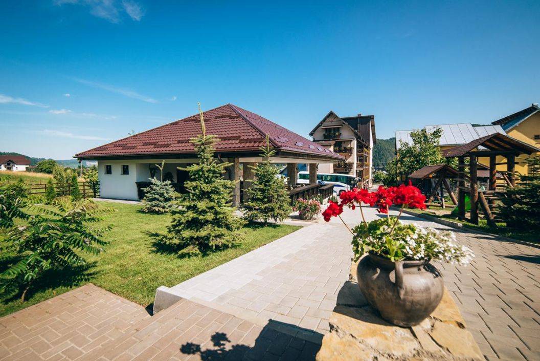 Vacanta 2023 in Bucovina Gura Humorului Casa Humor****