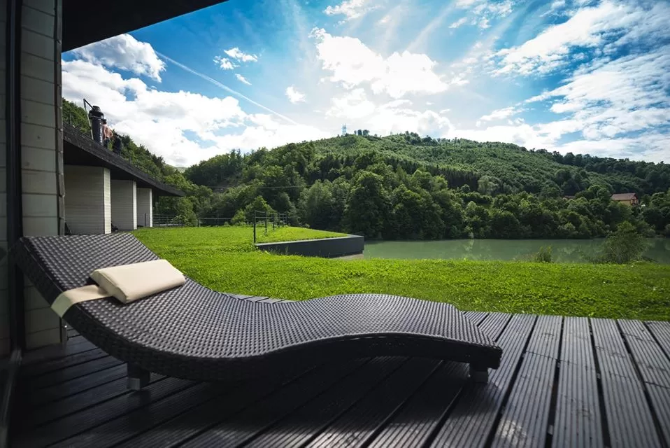 Sejur Relaxare Valea Doftanei Sat Tesila Complex ATRA