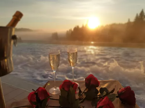 Pachet romantic 2025 Poiana Brasov Resort Silver Mountain SPA****