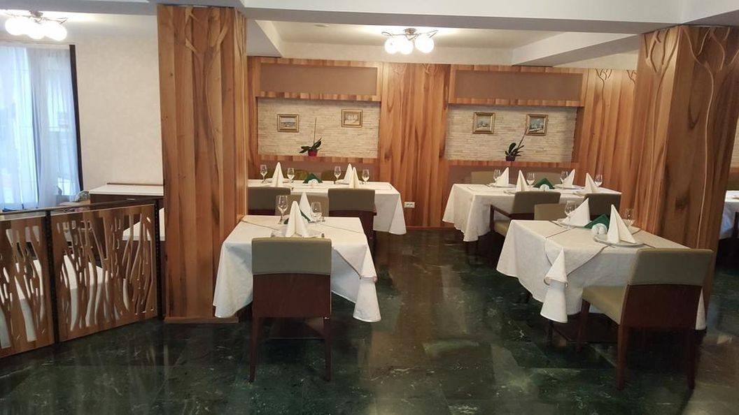Schi Poiana Brasov Hotel New Belvedere
